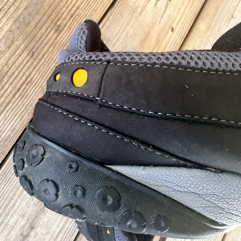 Timberland women’s leather athletic shoes size 9 - Picture 6 of 10